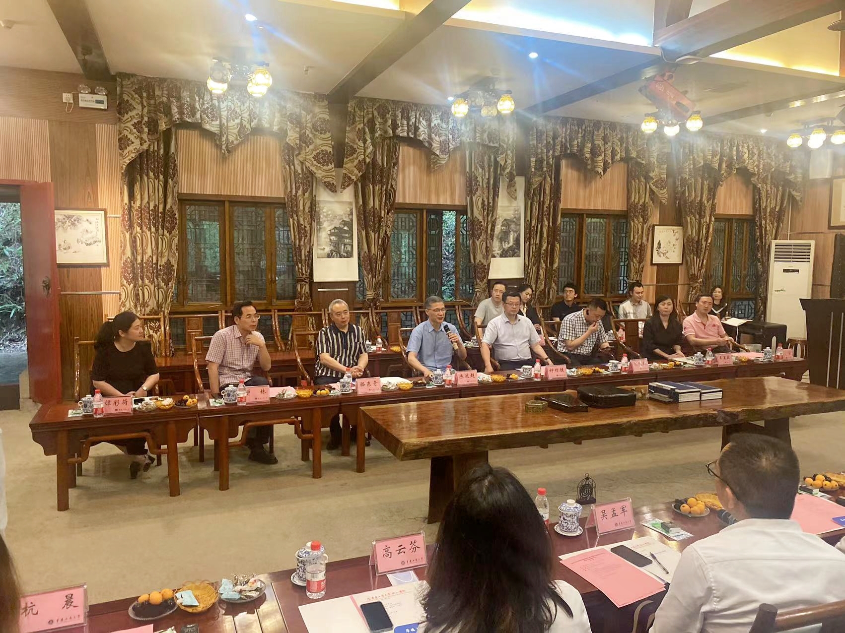 九游会·J9-官方网与重庆工商大学校企合作签约暨实习实践基地授牌仪式圆满成功