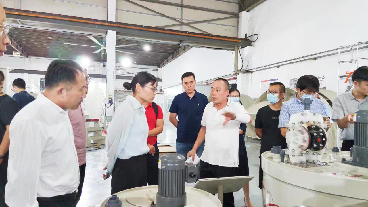 苏州市产业园发展促进会产业协会一行莅临九游会·J9-官方网交流合作